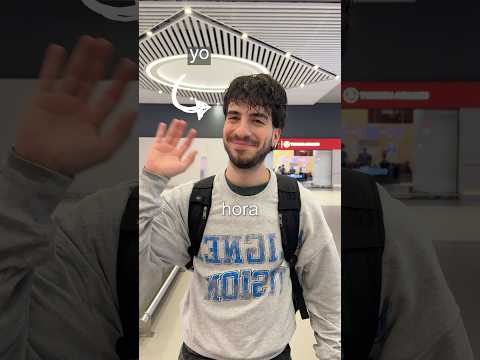Cómo es un vuelo de 16 horas con 3 youtubers. thumbnail