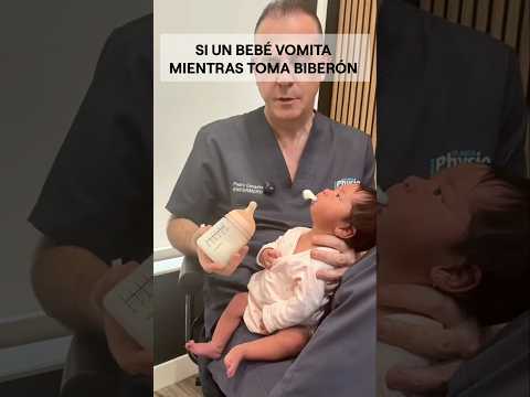 Si un bebé vomita mientras toma biberón.#supervivencia #curiosidades #sabiasque thumbnail