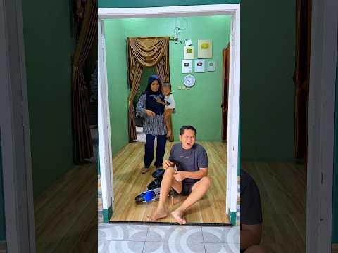 Ayah bawa motor motoran abyan terjatuh,mama marah thumbnail