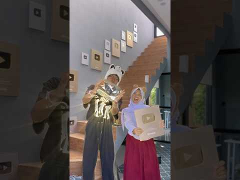 Miskin Punya Emas vs Kaya Punya Diamond💎 thumbnail