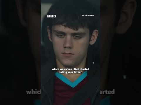 Anne tries to have "The Chat" with her son Darius - BBC thumbnail