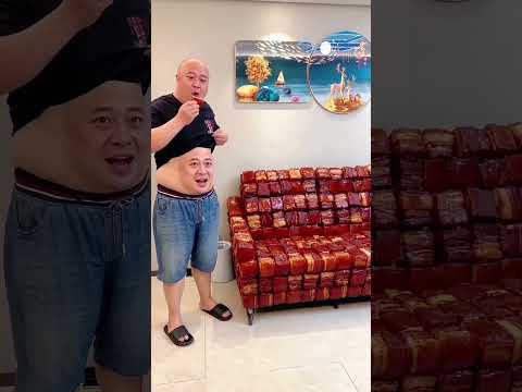 兩張嘴就是好，太餓了兩張嘴喫的快😂😂 #特效製作請勿當真 #手機特效#劇情需要請勿模仿 #剪映# thumbnail