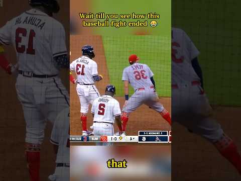 Funniest moments in baseball ⚾️#mlb#happy thumbnail