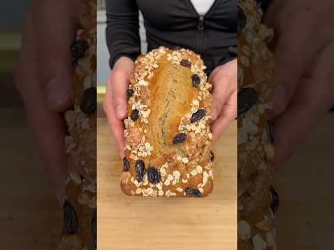 Şekersiz Unsuz Yulaflı Banana Bread |     Flourless Oat Banana Bread ⬇️ #busezeynep #bananabread thumbnail