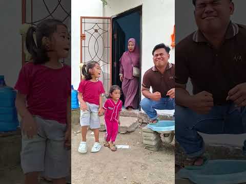 saling kompak !!! thumbnail