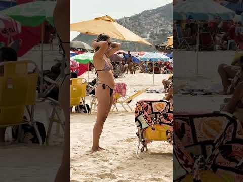 🇧🇷 Nice day at LEBLON beach Brazil thumbnail