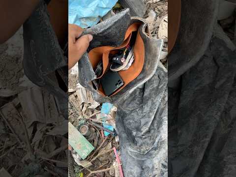 Nice!! iPhone 11 Pro Max & anything in LV Bag #smartphone #phone #shortvideo #shorts #short thumbnail