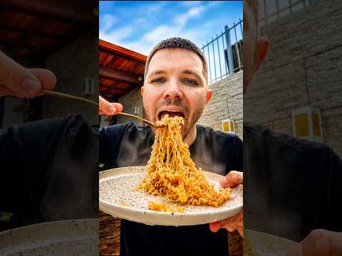 Cuál tiempo cocina mejor un ramen instantáneo? 🍜😋 thumbnail