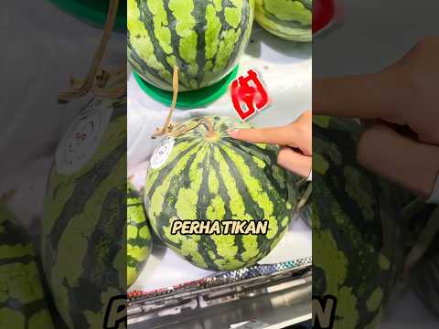 Tips pilih buah yang manis dalam 10 detik #shorts thumbnail