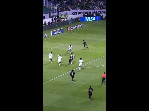¡Iba a ser un golazo de Mora para México! #shorts thumbnail