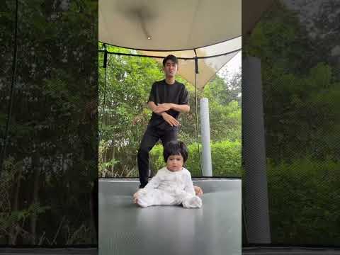 Main trampolin dengan Ayana thumbnail
