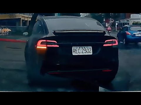 你特斯拉大爺沒有比較高大上（檢舉成功） thumbnail