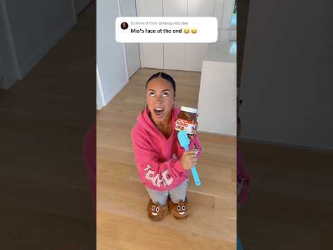 Mia learning how to spell ?? #shorts thumbnail