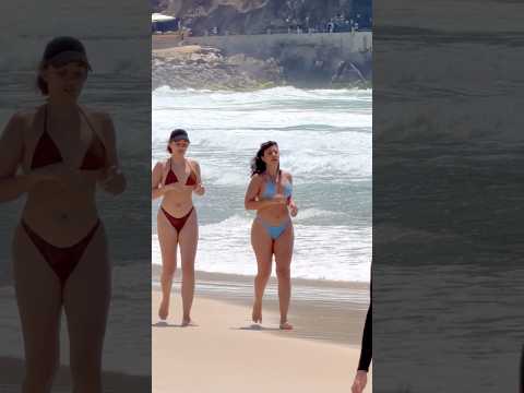 🇧🇷 Leme Beach A Magnificent Day thumbnail