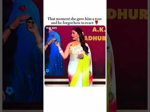 That one moment he will never forget 💓 #madhuridikshit #bollywood #fanmoment #actress #90s #editing thumbnail