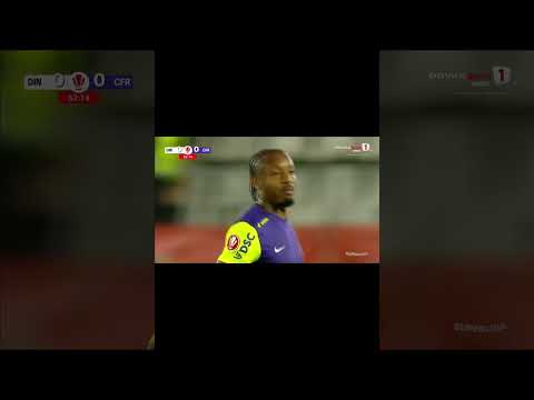 A vrut să dea la poartă şi a scos mingea din stadion?. Faza meciului la Dinamo - CFR thumbnail