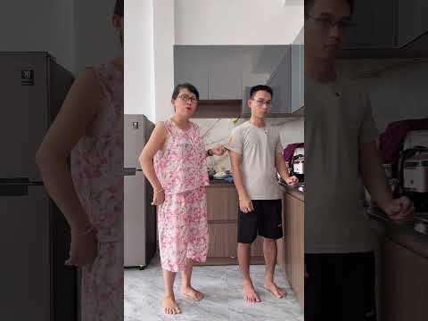 Dễ ăn của a lắm #funny #haihuocvuive #haihuoc #cuoichutthoi #giadinh #giaitri #vochong thumbnail