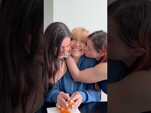 This is just wrong 😑 #siblings #motherdaughter #mom #family #sisters thumbnail