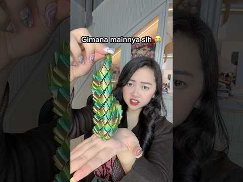 GIMANA CARA MAIN INI SIH?? 😭 TELUR NAGA VIRAL!!! | Klara Tania #shorts thumbnail