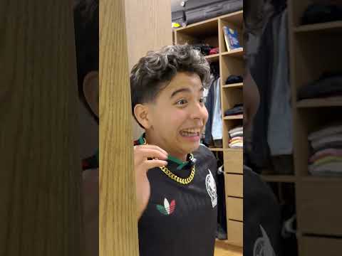 Nadie: Tony espiando la llamada de Luigi 📞🤔 thumbnail