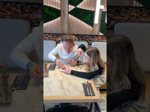 KTO SZYBCIEJ ZJE #shorts thumbnail