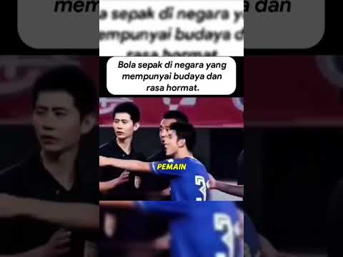 Abaikan Wasit, Langsung Kartu Merah! thumbnail