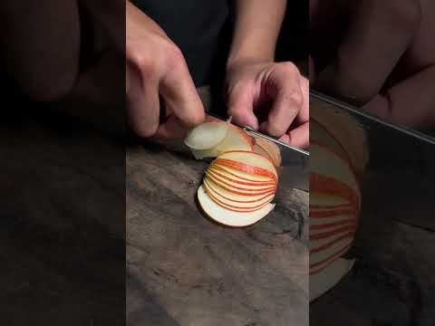 Rui “Crescent” Santoku cutting pears #fyp #satisfying #kitchenknife #japaneseknife #ruiknife thumbnail