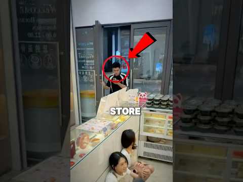 When Waitress Hid from Customer! thumbnail