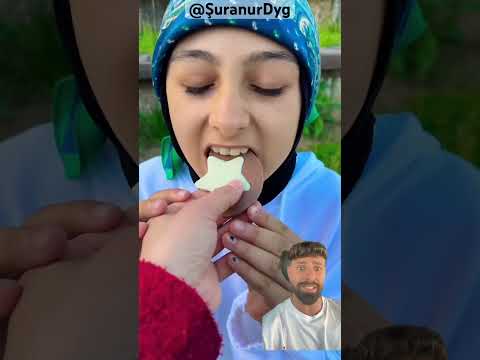 Comiendo chocolate ŞuranurDyg thumbnail