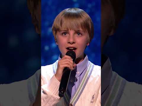 James Miller brings Paddington charm to BGT 🎶🧸 #BGT thumbnail