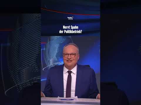 Nervt Spahn der Politikbetrieb? | heute-show #shorts thumbnail