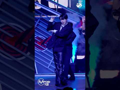 정장 채형원 비주얼은 안 사랑할 수가 없지 thumbnail