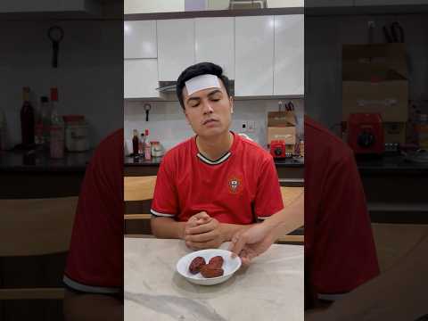 How Neymar and Messi tricked Ronaldo into taking the medicine #ronaldo thumbnail