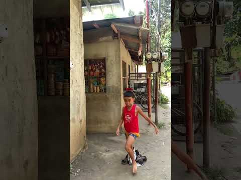 Pag tinamaan kami dyan itay, lagot kami HAHAHA #funny #family thumbnail