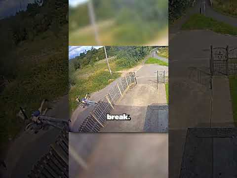 He helped the cyclists out ❤️ thumbnail