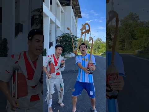 Ronaldo chose a small bottle of Coca-Cola and gave Messi a huge surprise gift  #ronaldo #messi thumbnail