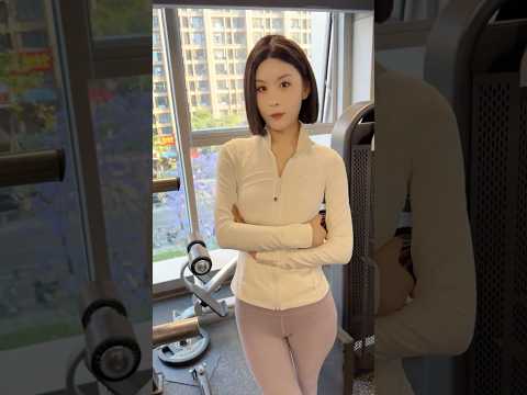 当我假装健身教练 thumbnail