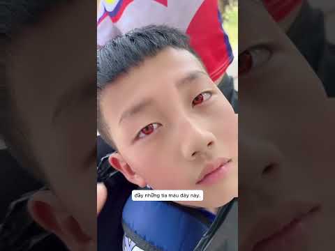 anh trai thức khuya chơi điện thoại suốt đêm thumbnail