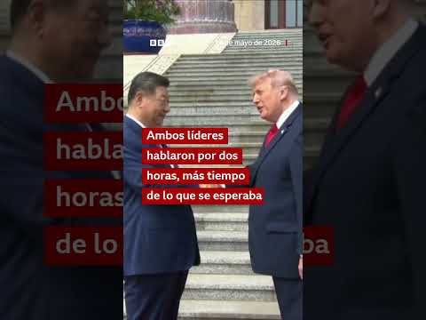El apretón de manos de Trump y Xi en Pekín thumbnail