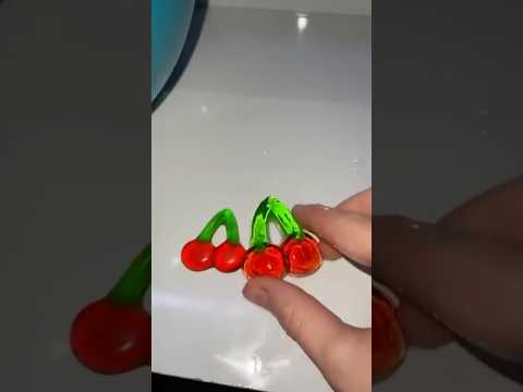 HUGE GUMMYS thumbnail