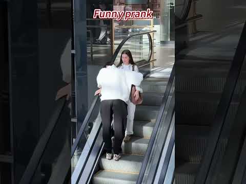 Funny prank😂#funny#prank#funnyprank#funnyvideos#funny thumbnail
