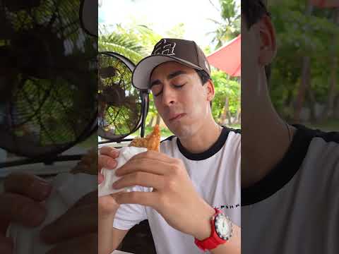 Probé la IGUANA En Empanada! thumbnail
