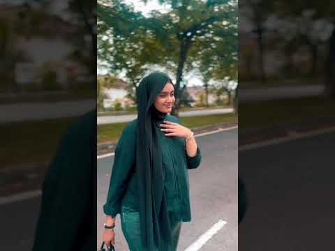 Women VS Men When Cross The Road #shorts #comedy #comedyshorts #gothroughboys #fyp #fypシ #funny thumbnail