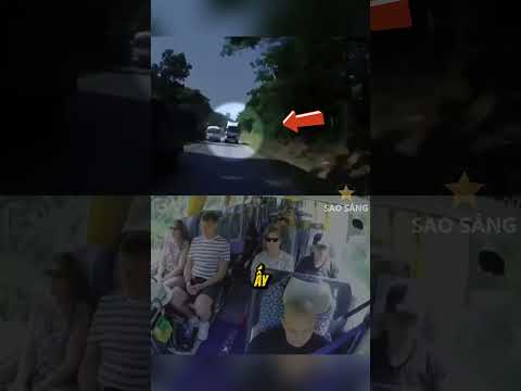 Pha xử lý không tưởng khiến hành khách hết lòng khen ngợi. thumbnail