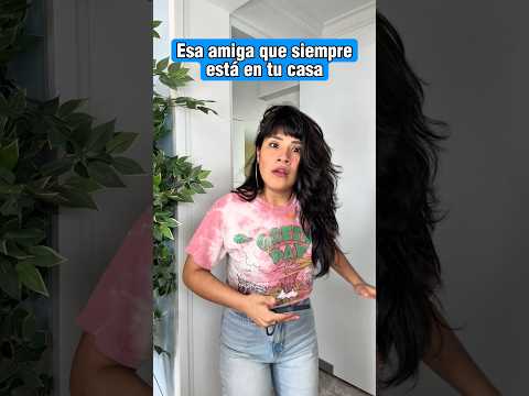 Mi casa es su casa 😂🤭 #shorts #humor #tiktokvideo #comedia #tunny #typ thumbnail