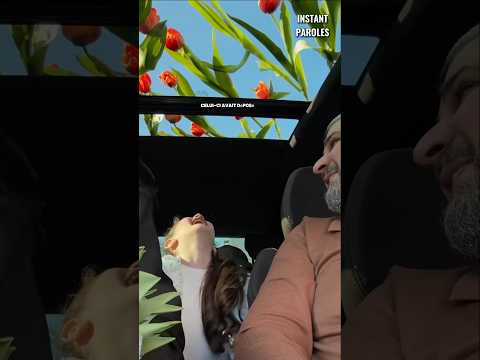 Ce père monte dans la voiture puis fait une surprise inattendue à sa fille thumbnail