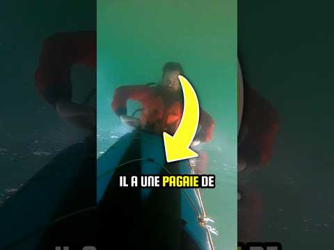 NE PANIQUEZ JAMAIS SOUS L’EAU ! 😱🌊 thumbnail