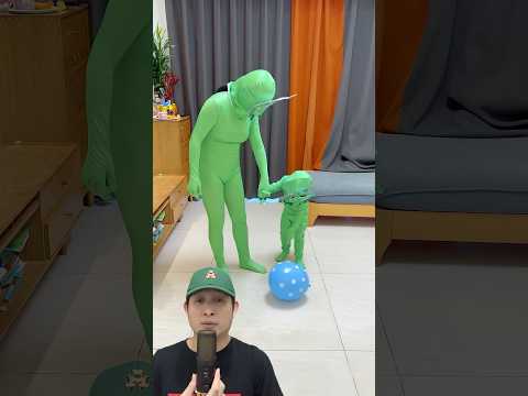 MAMA LARANG ADIK MAIN BALON‼️? @PresentHunt #remix #dubbing #trending thumbnail