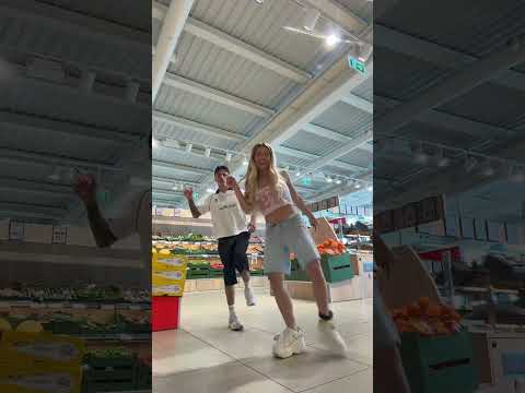 Trend en supermercado con mi ex #shortsvideo thumbnail