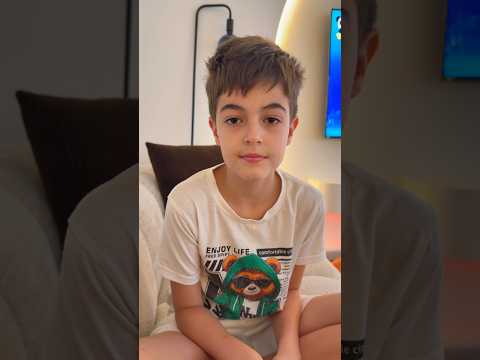 تحدي الرمش مع خلودة😲 thumbnail
